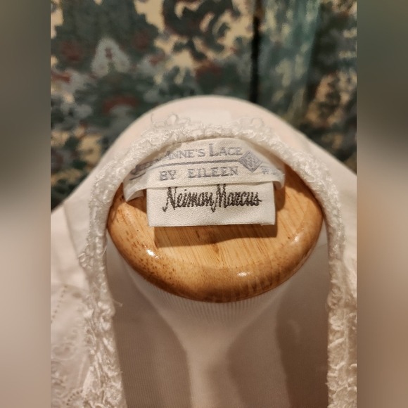 Eileen West Queen Ann's Lace for Neiman Marcus Edwardian Dressing Gown Robe - Picture 7 of 8